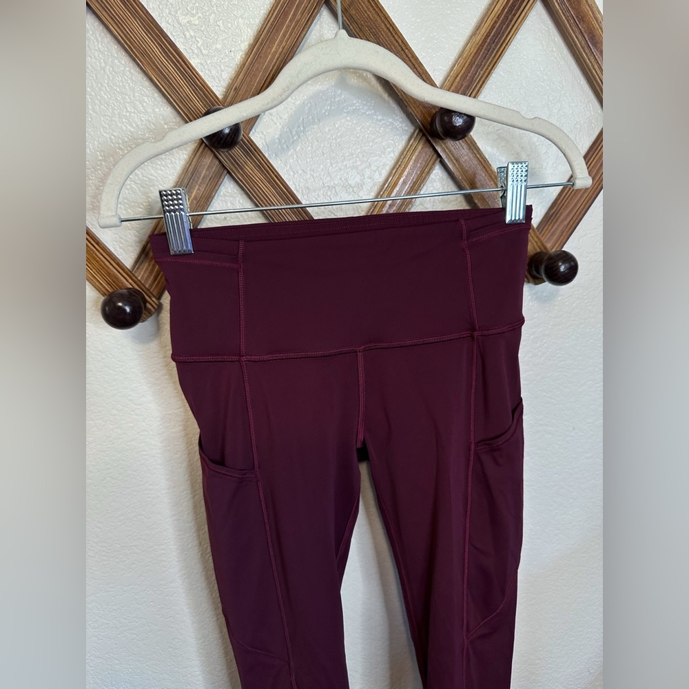 Lululemon Fast & Free Leggings - Picture 4 of 10